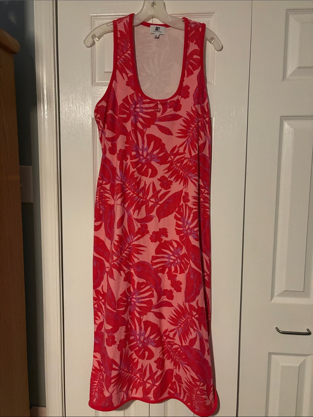 Juicy Couture Pink & Red Tropical Print Sleeveless Maxi Dress